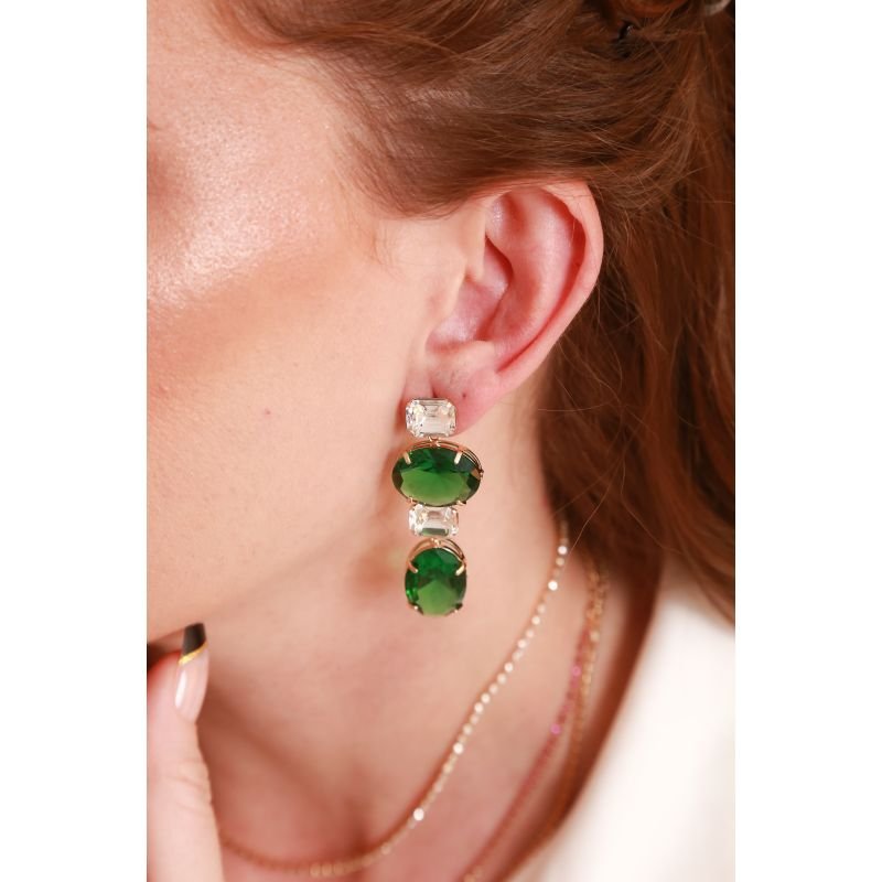 BRINCO PEDRAS OVAIS VERDES EM OURO 18K