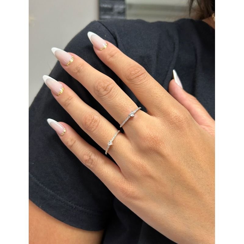 ANEL CRAVEJADO COM PEDRA CORACAO EM OURO 18K