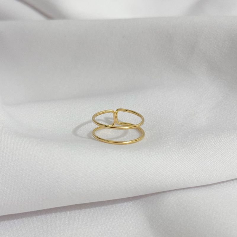 ANEL FIO DUPLO REGULAVEL EM OURO 18K