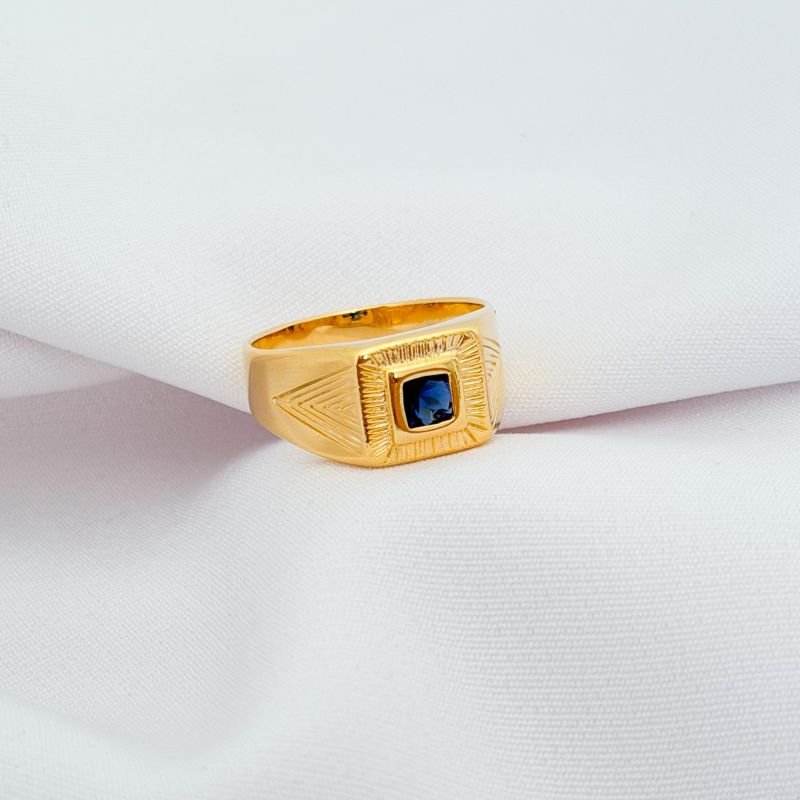 ANEL MASCULINO COM PEDRA EM OURO 18K
