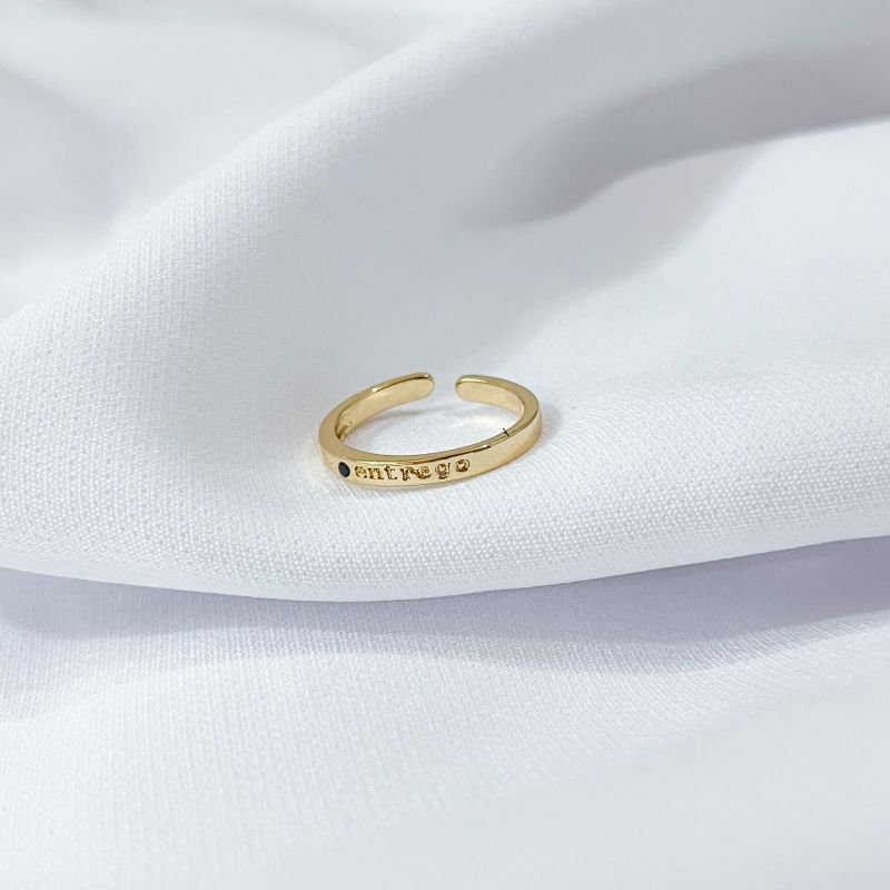 ANEL REGULÁVEL ENTREGO COM ZIRCONIA EM OURO 18K