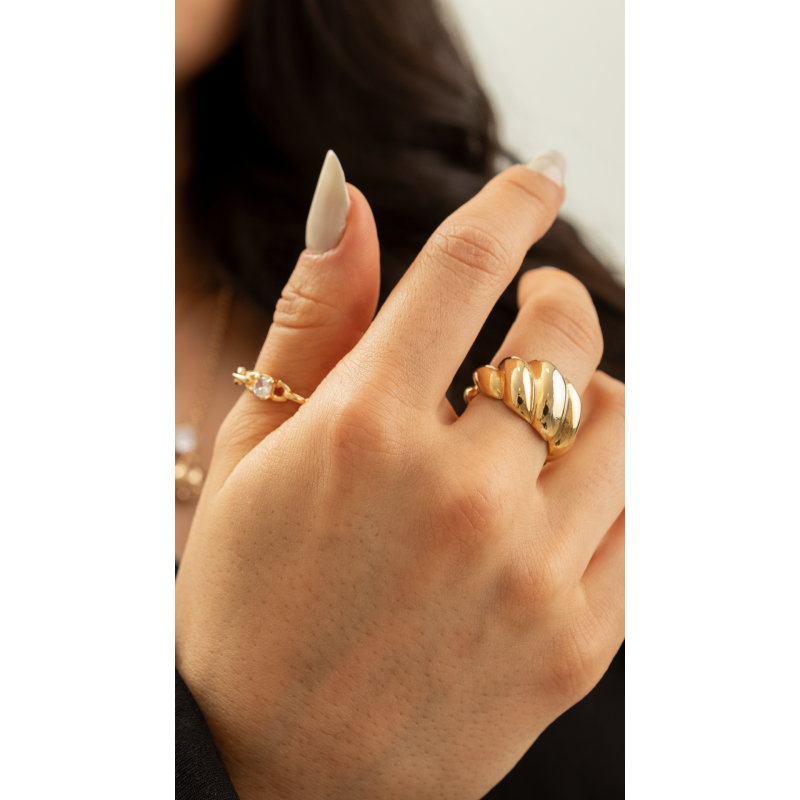 ANEL REGULÁVEL MODELO CROSSANT EM OURO 18K
