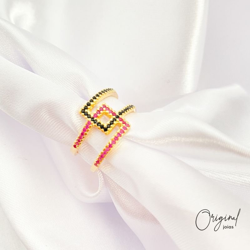 ANEL ZIG ZAG ZIRCONIAS EM OURO 18K