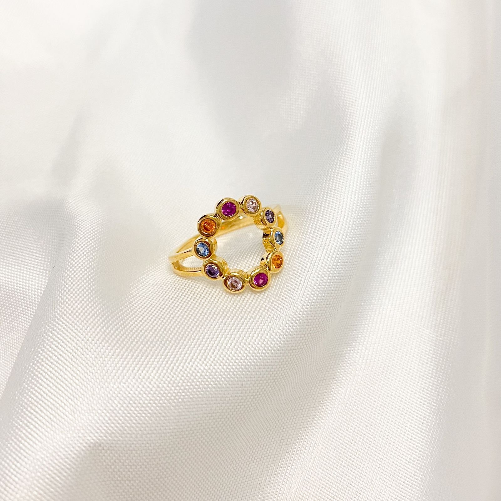 ANEL MANDALA ZIRCONIAS COLORIDAS EM OURO 18K