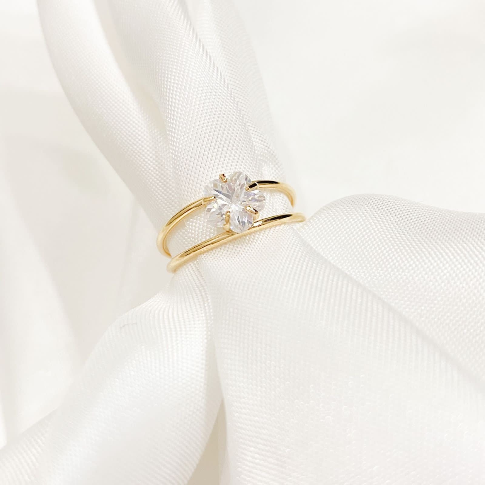 ANEL DUPLO ZIRCÔNIA FLOR EM OURO 18K