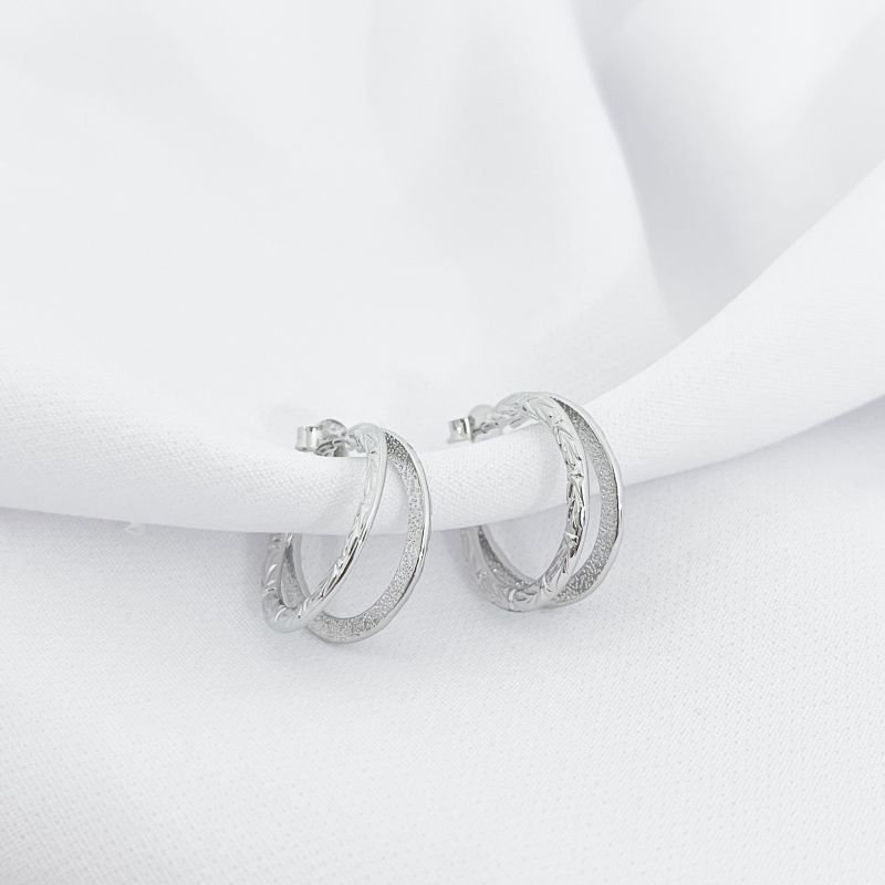 ARGOLA DUPLA TRABALHADA EM RÓDIO BRANCO