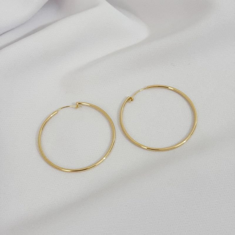 ARGOLA FIO REDONDO LISO 40MM EM OURO 18K