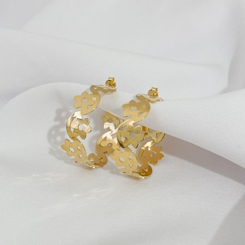 ARGOLA FLOR VAZADA EM OURO 18K