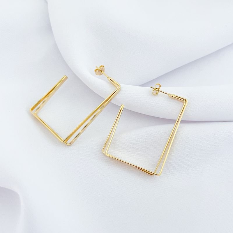 ARGOLA RETANGULAR DUPLA EM OURO 18K