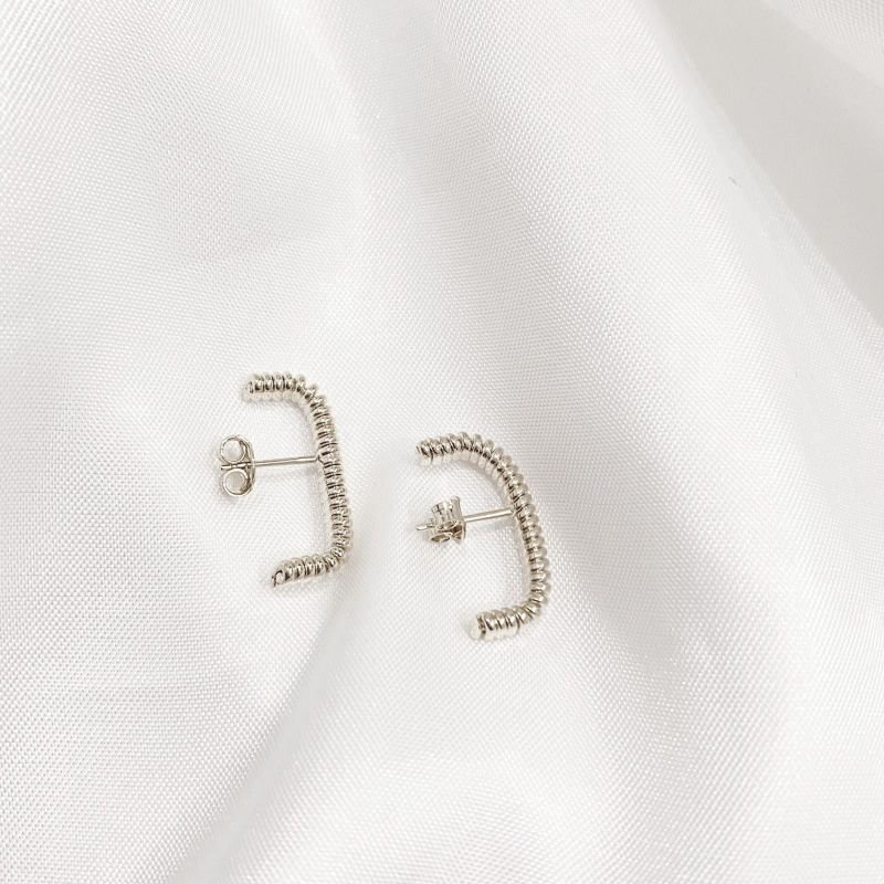 EARHOOK CARTILHADO