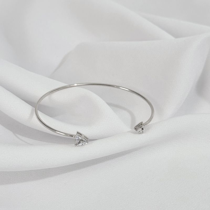 BRACELETE COM ZIRCONIA TRIANGULO EM RÓDIO BRANCO