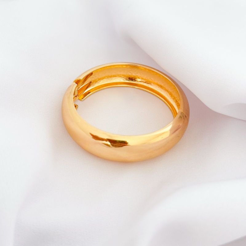 BRACELETE REDONDO EM OURO 18K