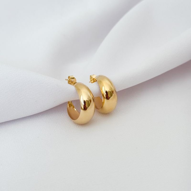 BRINCO ARGOLA CHAPA MEIA LUA 21MM EM OURO 18K