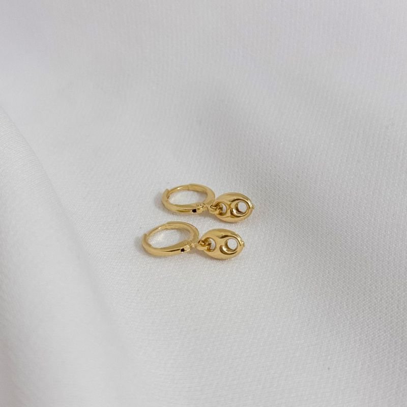 BRINCO ARITULADO COM GOTA ZIRCONIA EM OURO 18K