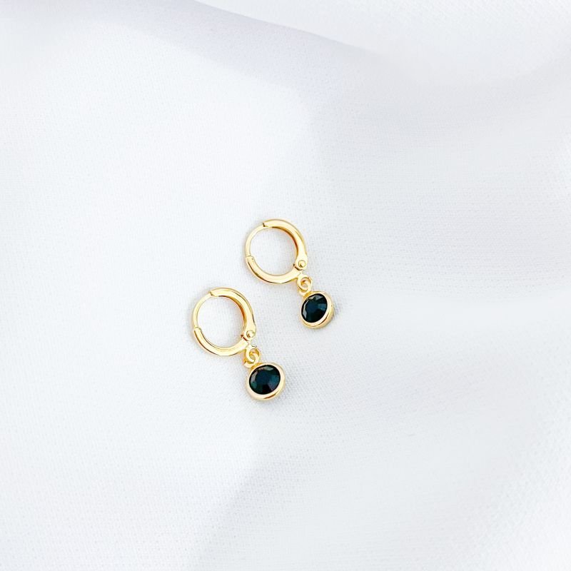 BRINCO ARTICULADO COM PONTO DE LUZ 7MM EM OURO 18K