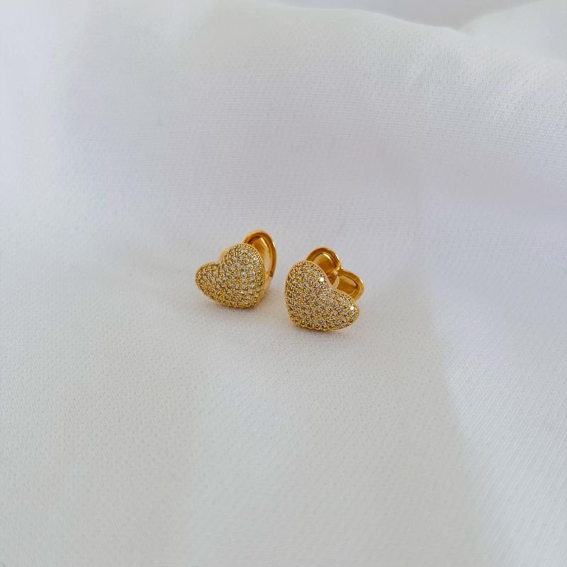 BRINCO ARTICULADO CORAÇÁO CRAVEJADO EM OURO 18K