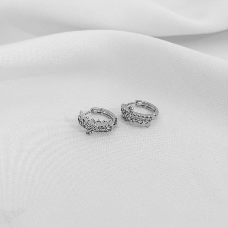 BRINCO ARTICULADO COROA EM RÓDIO BRANCO