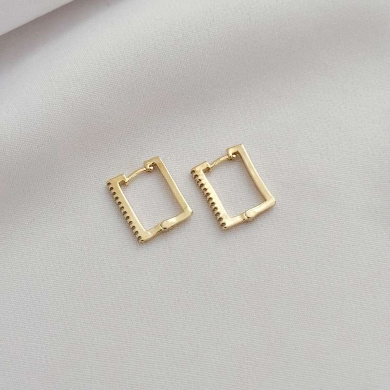 BRINCO ARTICULADO RETANGULAR CRAVEJADO TAMANHO G EM OURO 18K