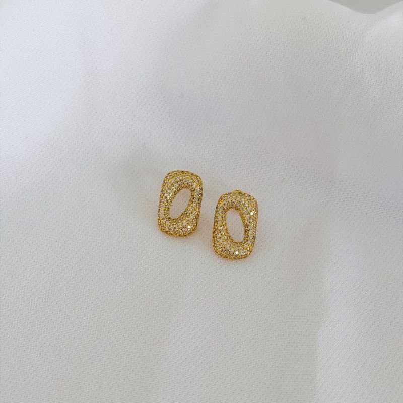 BRINCO BOLD CRAVEJADO EM OURO 18K