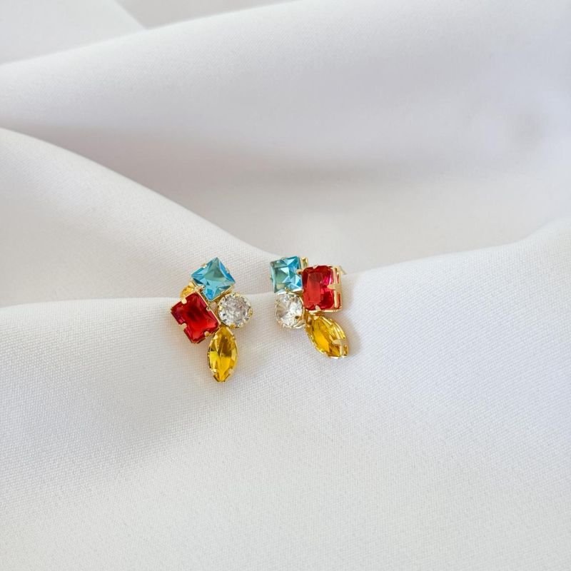 BRINCO COM PEDRAS COLORS EM OURO 18K