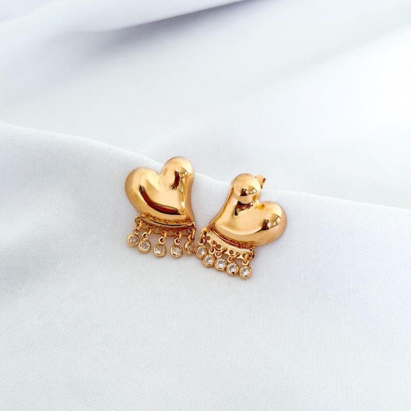 BRINCO CORACAO LISO C/ ZIRCONIAS EM OURO 18K