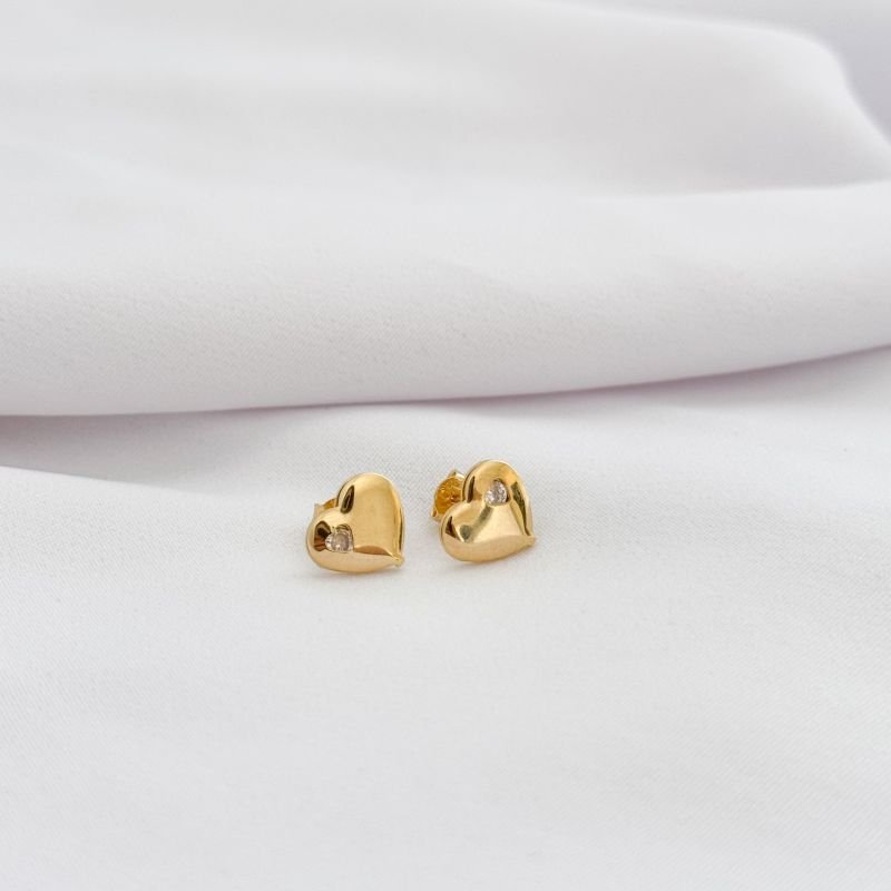 BRINCO CORAÇÃO LISO COM CORAÇÃO ZIRCONIA EM OURO 18K