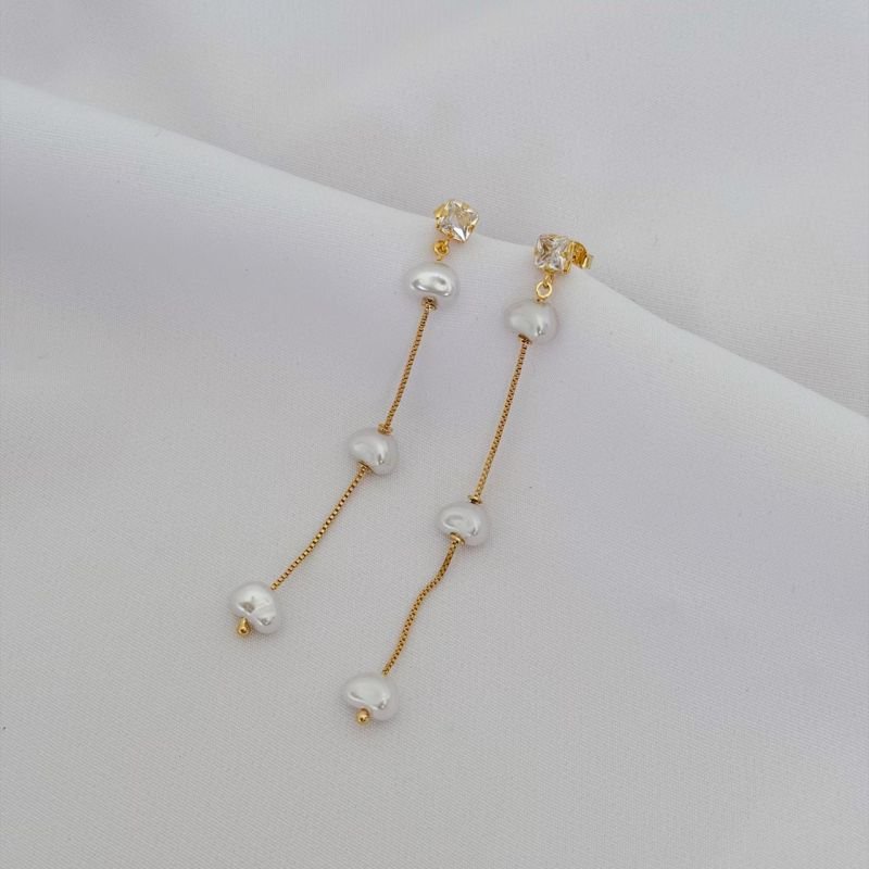 BRINCO CORRENTE C/ CARRE ZIRCONIA E PEROLAS EM OURO 18K