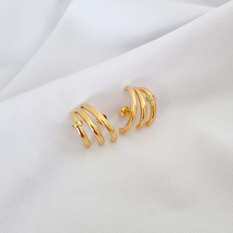 BRINCO EARHOOK 3 FIOS COM ZIRCONIA EM OURO 18K