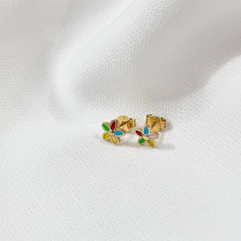BRINCO FLORZINHA RESINADA EM OURO 18K