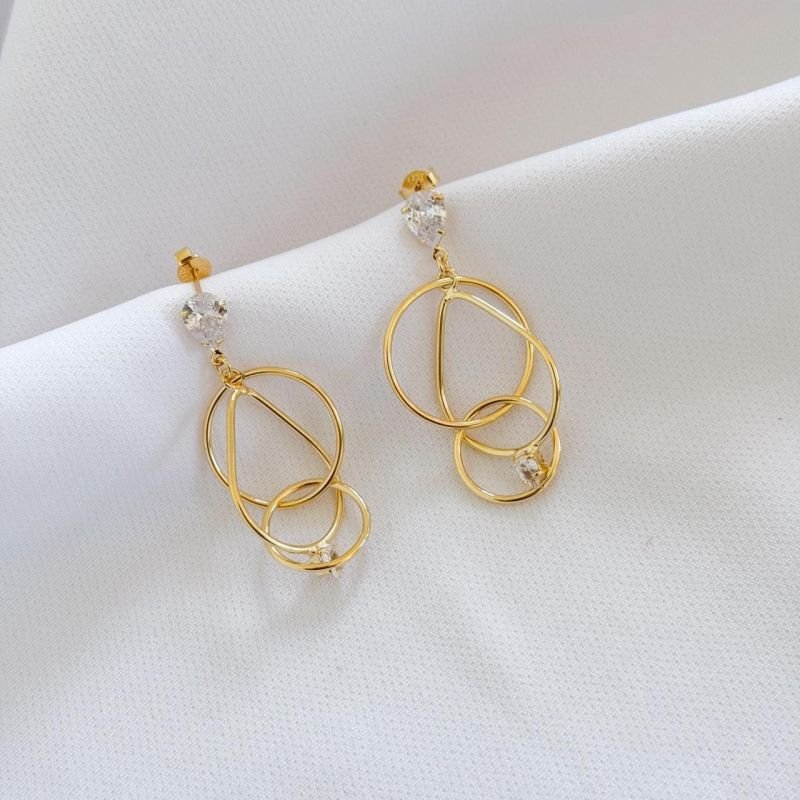 BRINCO GOTA EM FIO E ZIRCONIA COM AROS EM OURO 18K