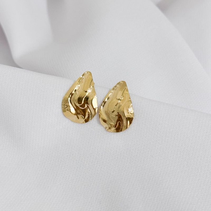 BRINCO GOTA ORGANICA EM OURO 18K