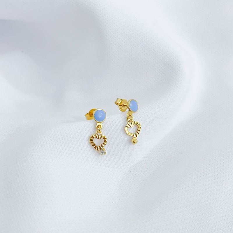 BRINCO INFANTIL BASE MEDALHA ROSA COM CORAÇÃO E PONTO DE LUZ EM OURO 18K