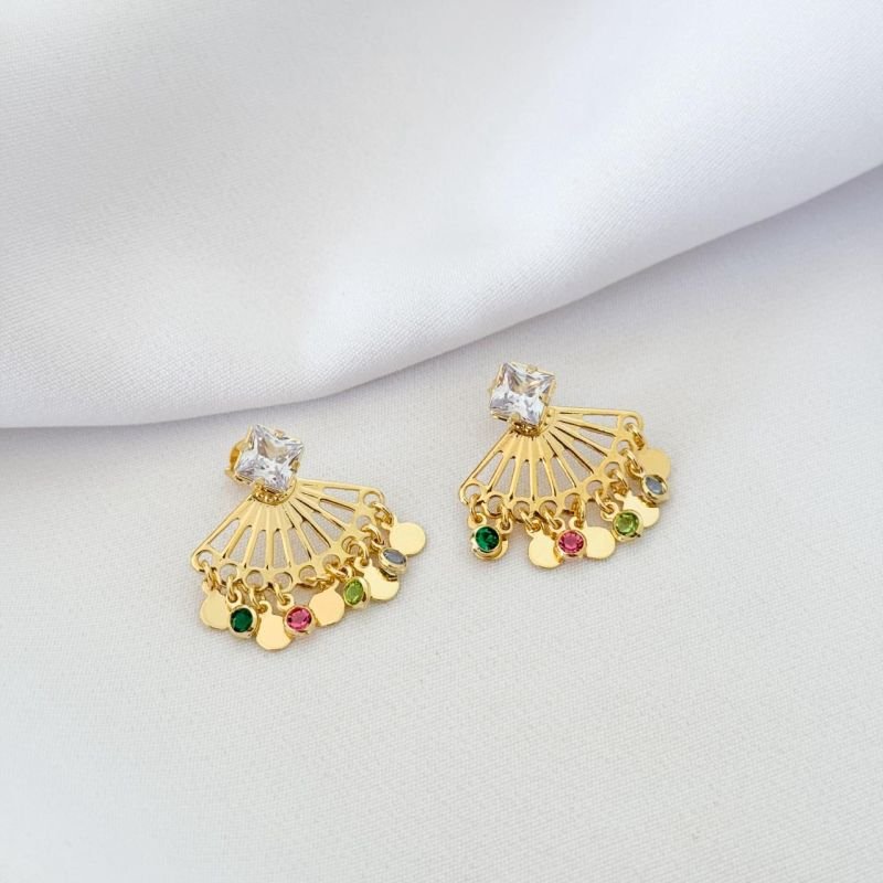 BRINCO LEQUE COM PEDRINHAS COLORIDAS EM OURO 18K