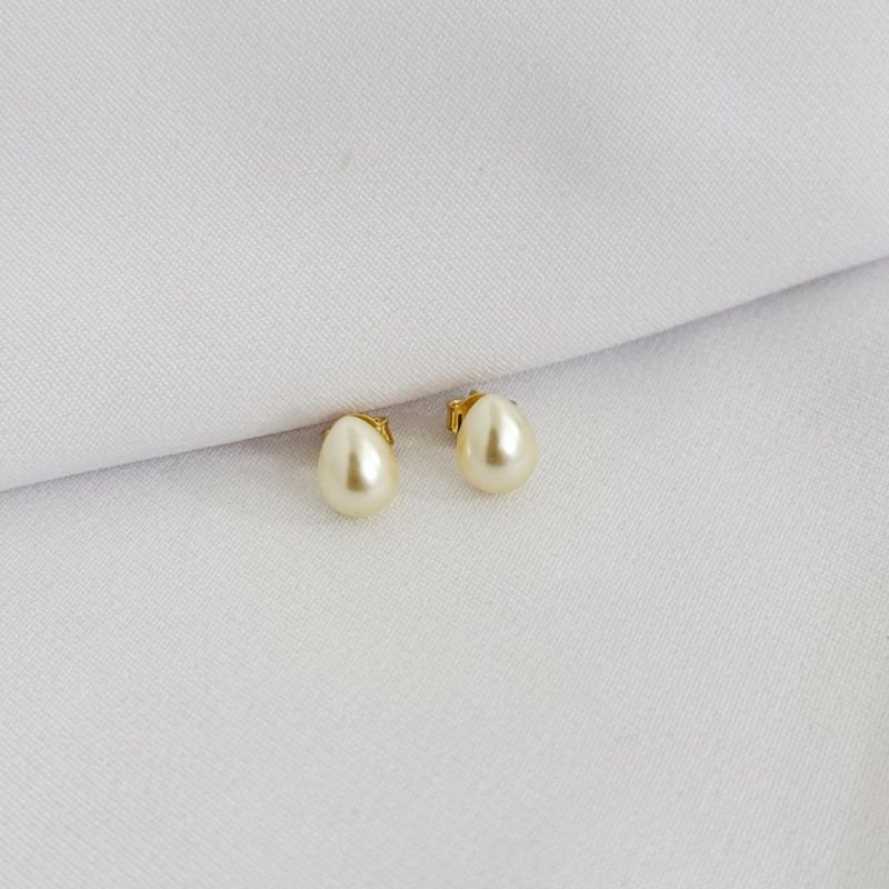 BRINCO PEROLA GOTA EM OURO 18K