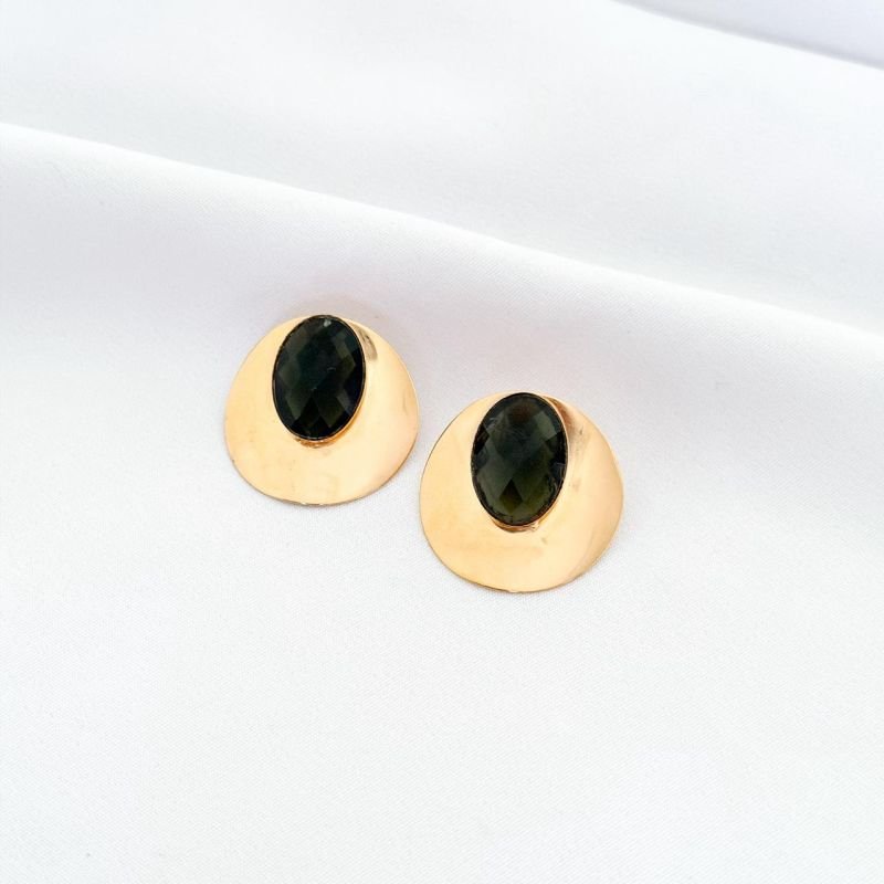 BRINCO REDONDO ABAULADO LISO C/ PEDRA OVAL EM OURO 18K