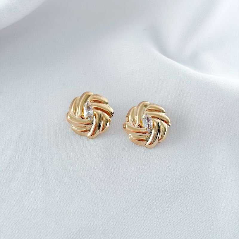 BRINCO RETANGULAR DUPLO LISO E LIXADO EM OURO 18K