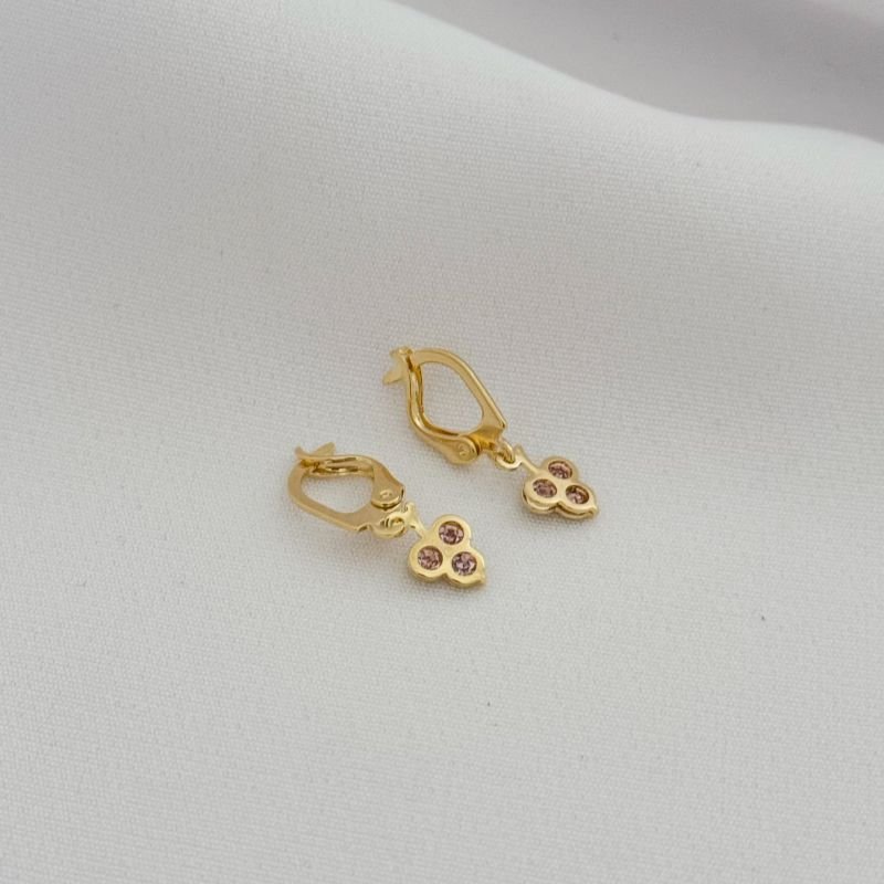 BRINCO TRANQUETA INFANTIL COM PINGENTE UVA EM OURO 18K