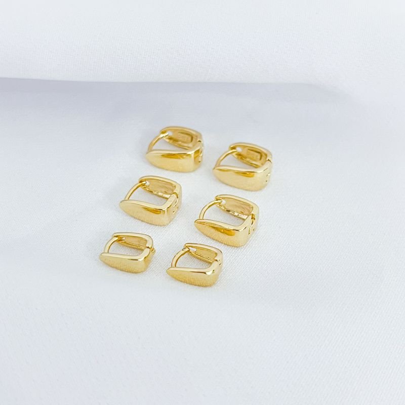 BRINCO TRIO ARTICULADO RETANGULAR LISO EM OURO 18K