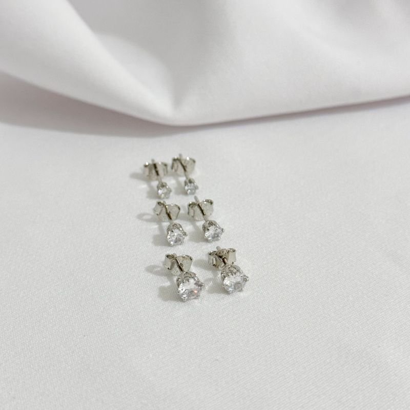 BRINCO TRIO DE PONTO DE LUZ EM RÓDIO BRANCO