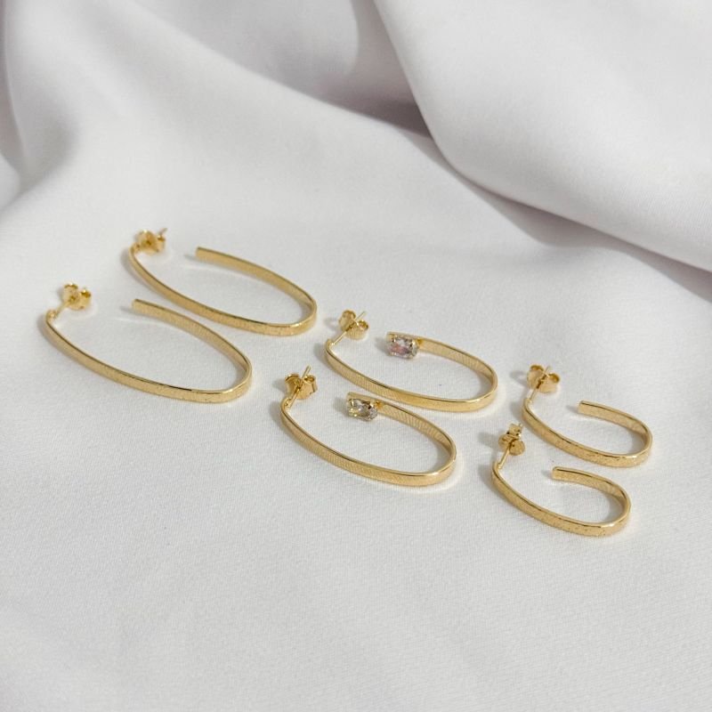 BRINCO TRIO OVAL LISO EM OURO 18K