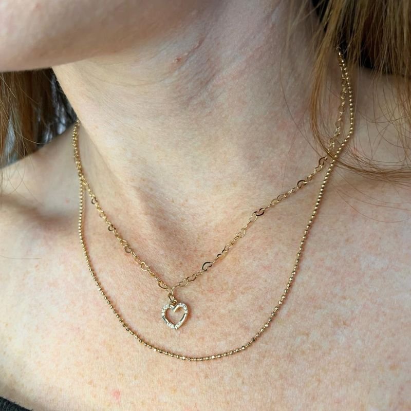 CHOCKER BOLINHAS COM CORAÇÃO CRAVEJADO EM OURO 18K