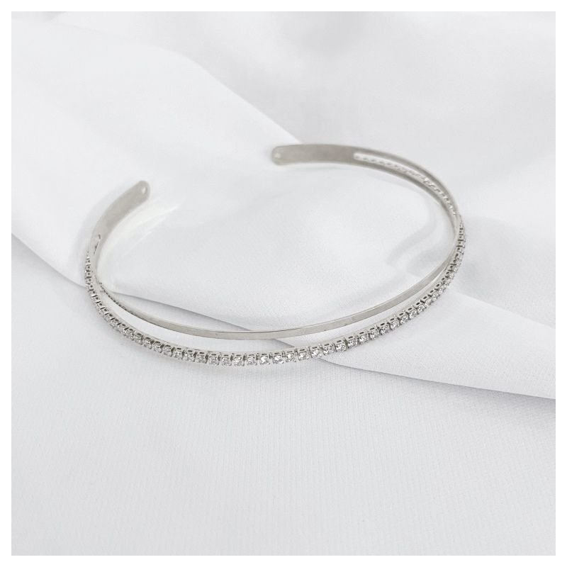 CHOCKER COM RIVIERA EM RÓDIO BRANCO