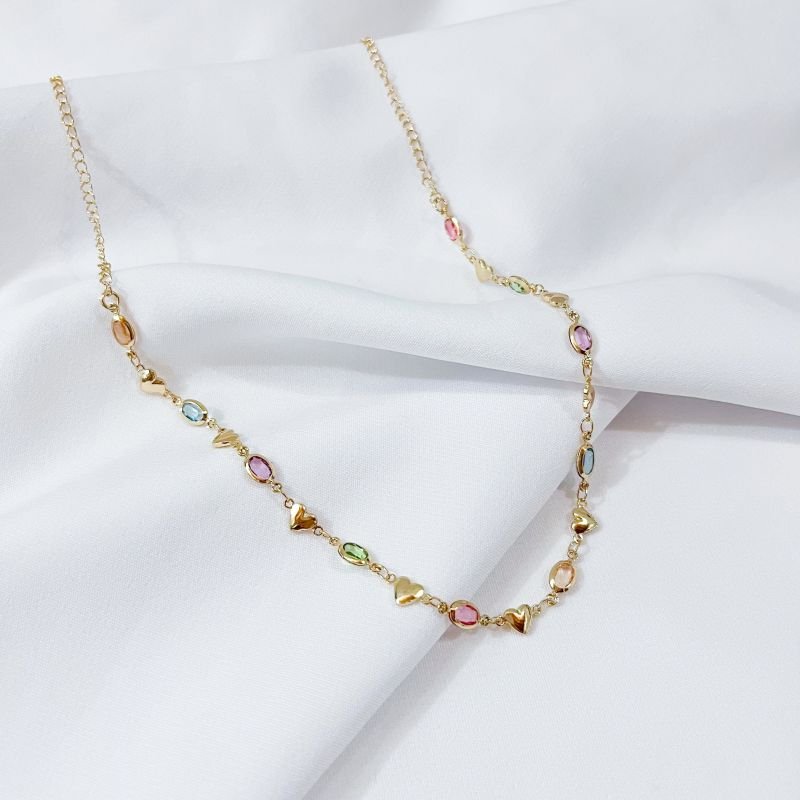 CHOCKER PEDRAS COLORIDAS E CORAÇÕES LISOS EM OURO 18K