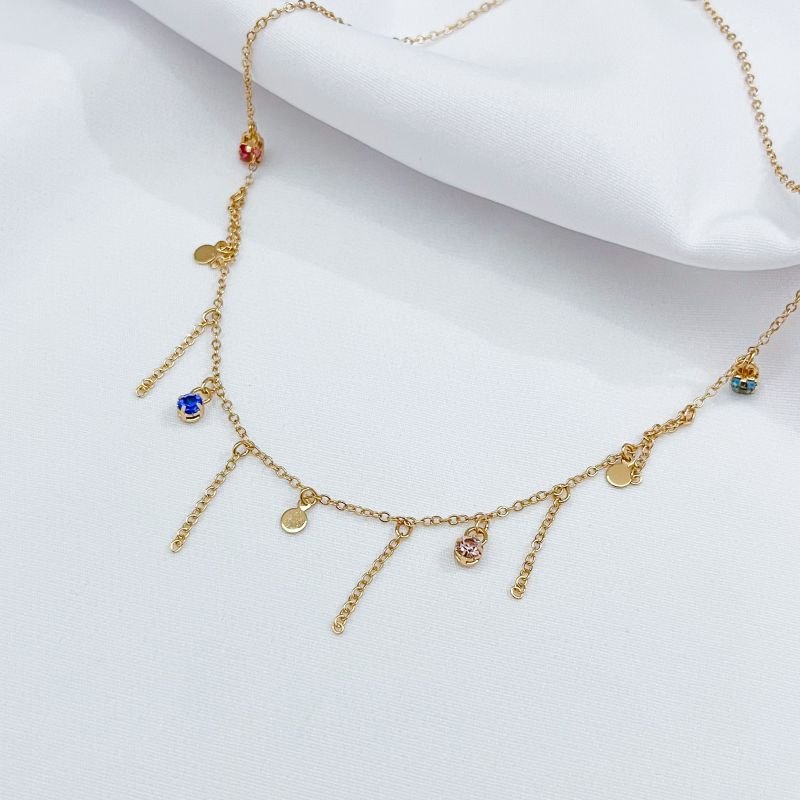 CHOKER COM PEDRINHAS COLORIDAS E CORRENTES 40 CM + EXTENSOR EM OURO 18K