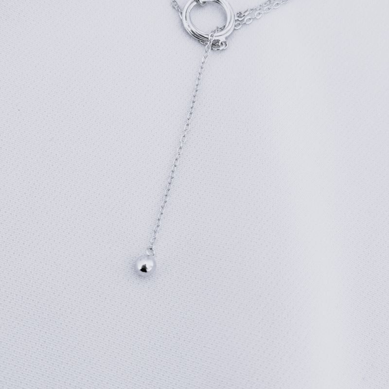 COLAR 3 ELOS GRAVATINHA COM BOLINHA EM RÓDIO BRANCO