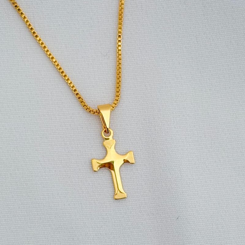 COLAR 60CM VENEZIANA 1,2MM COM CRUZ FACETADA EM OURO 18K