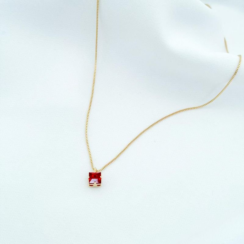 COLAR CARRE 6X6 45CM EM OURO 18K