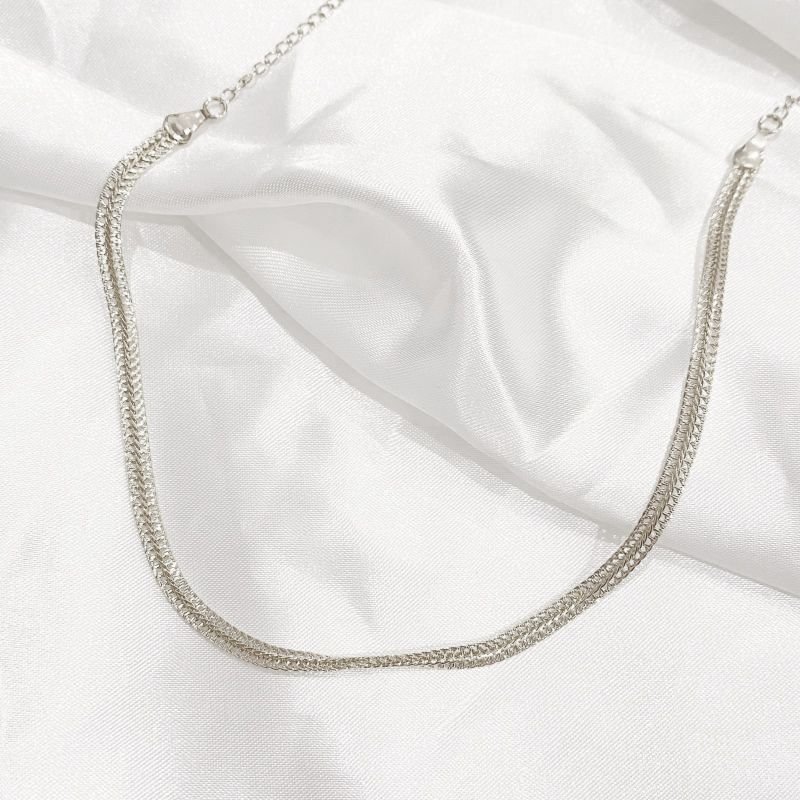 COLAR CHOKER MALHA TRANÇADA 40CM EM RÓDIO BRANCO