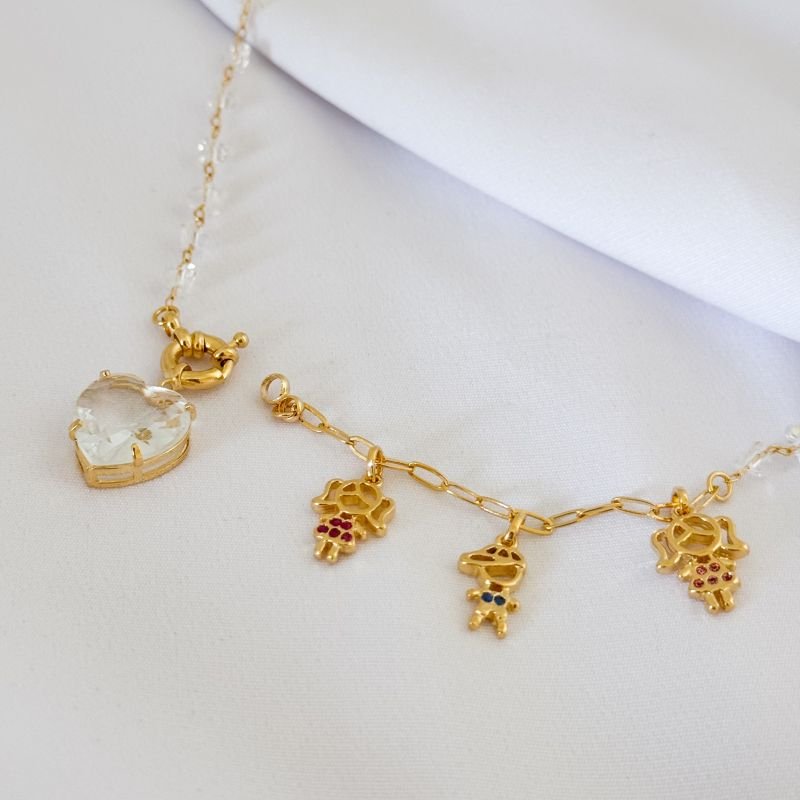 COLAR COM CORAÇÃO E CASCALHO EM OURO 18K