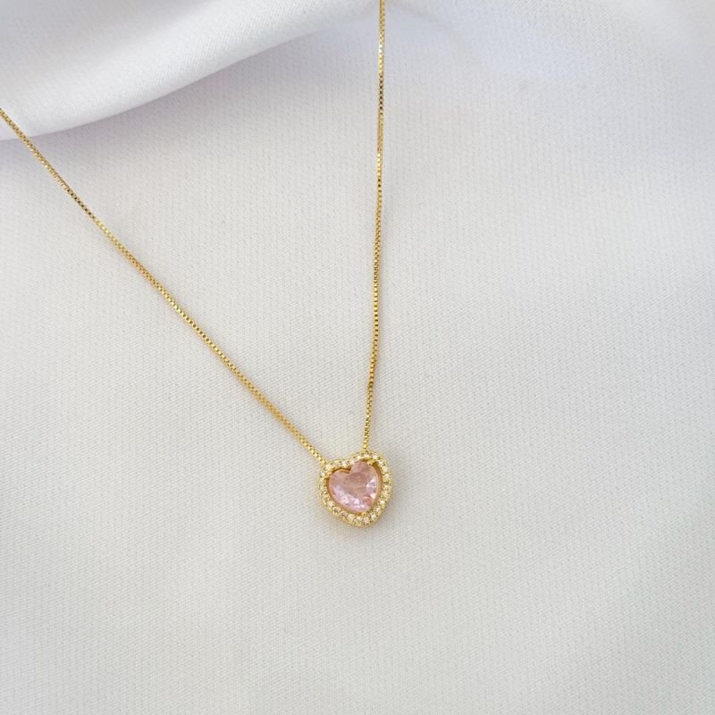 COLAR CORAÇÃO 10MM BORDA CRAVEJADA EM OURO 18K